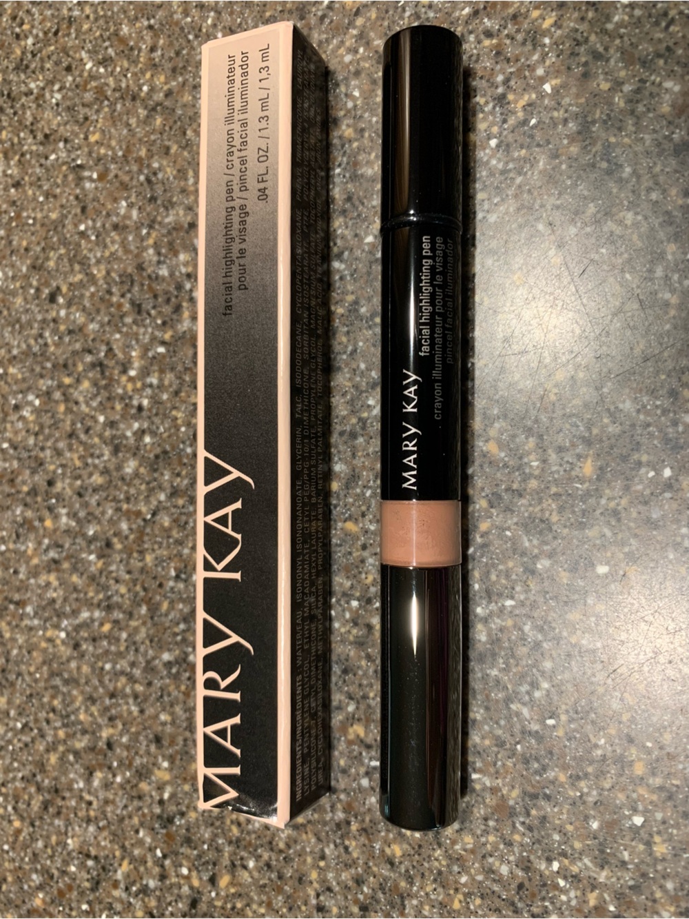 Mary Kay Facial Highlighting Pen, shade 1